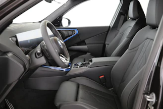https://vehicle.imgix.net/4415035/81081e31-31c9-400e-89ba-d06ea4457aa5.jpg