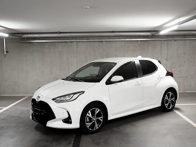 Toyota Yaris 1.5 VVT-i HSD Trend