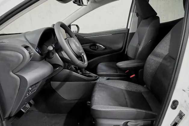 Toyota Yaris 1.5 VVT-i HSD Trend