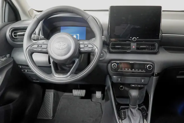 Toyota Yaris 1.5 VVT-i HSD Trend
