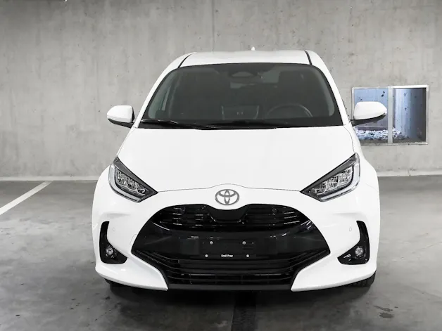 Toyota Yaris 1.5 VVT-i HSD Trend