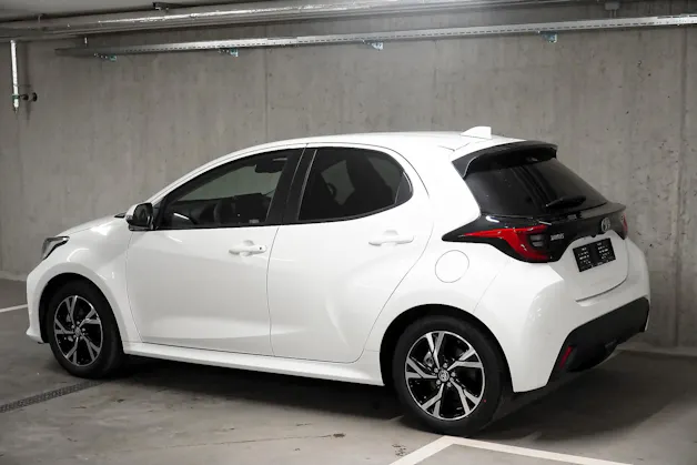 Toyota Yaris 1.5 VVT-i HSD Trend