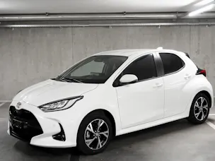Toyota Yaris 1.5 VVT-i HSD Trend