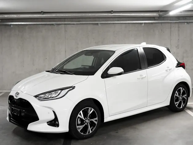 Toyota Yaris 1.5 VVT-i HSD Trend