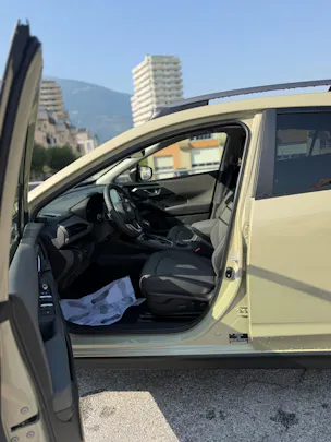 Subaru Crosstrek 2.0i e-Boxer Swiss Plus