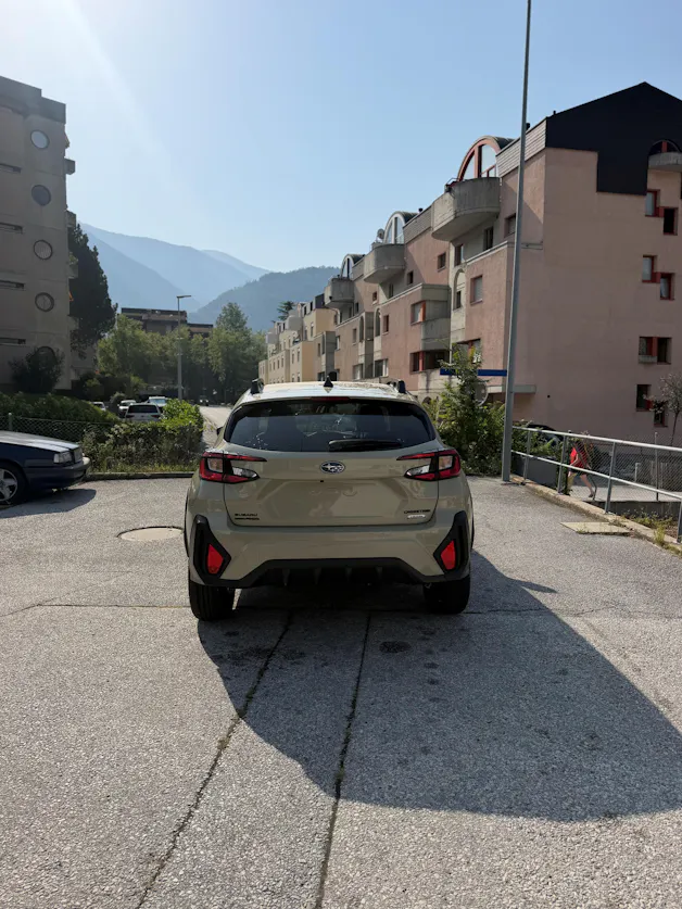 Subaru Crosstrek 2.0i e-Boxer Swiss Plus