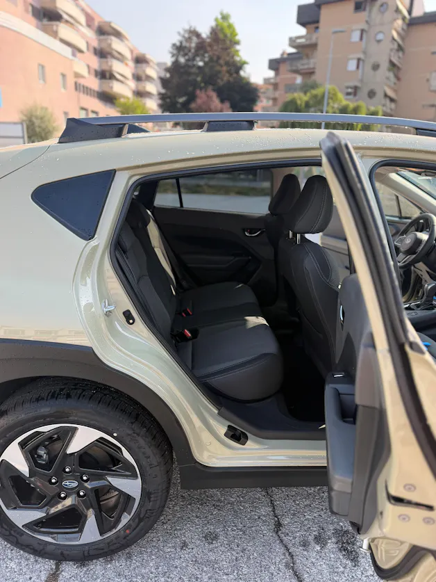Subaru Crosstrek 2.0i e-Boxer Swiss Plus