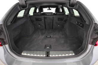 https://vehicle.imgix.net/4415142/42e1173d-f710-45fd-bcc9-735ddaf61515.jpg