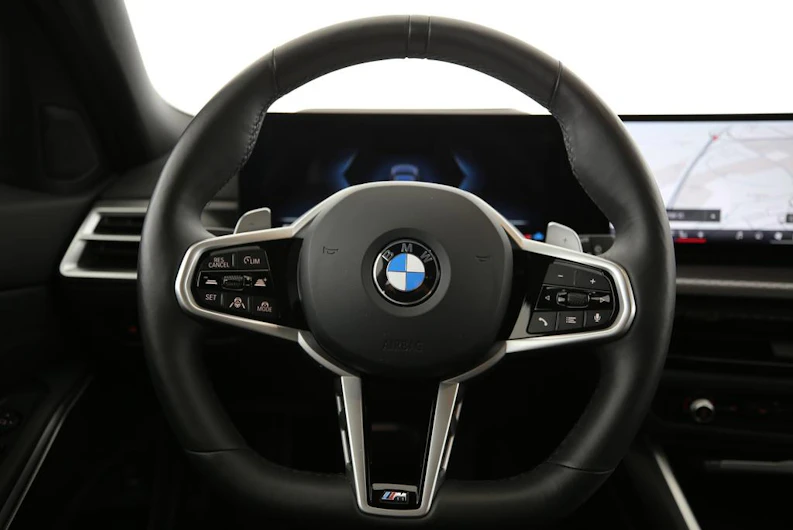 immagine del veicolo BMW 3 SERIES
