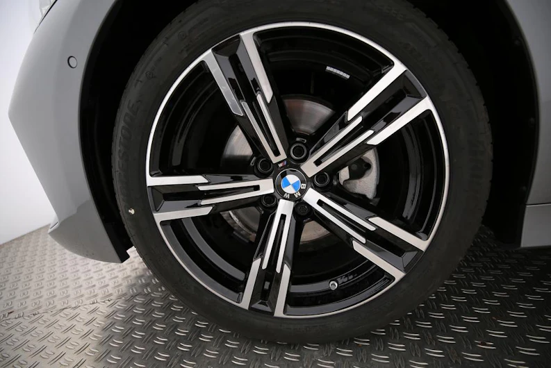 immagine del veicolo BMW 3 SERIES