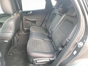 https://vehicle.imgix.net/4415151/e2288ccd-4a68-4461-b4bb-25bf31510c1c.jpg