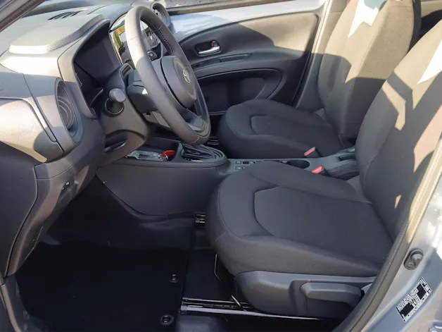 Toyota Aygo X 1.5 VVT-i HSD Comfort
