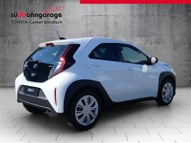 Toyota Aygo X 1.5 VVT-i HSD Comfort