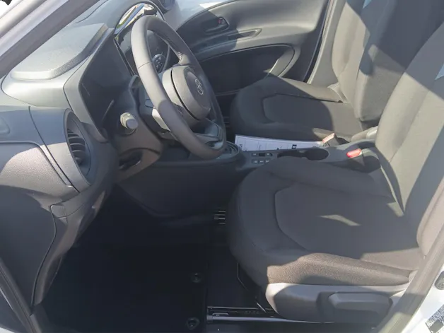 Toyota Aygo X 1.5 VVT-i HSD Comfort