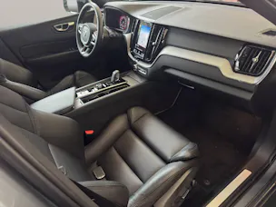 VOLVO XC60 2.0 T8 TE R-Design eAWD