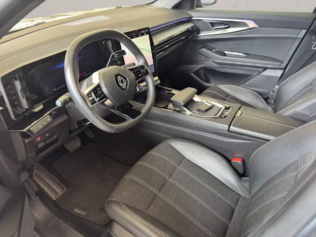 Renault Austral 1.2 E-Tech techno Voll-Hybrid 200PS
