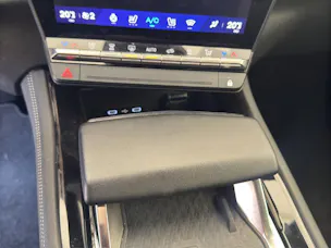 RENAULT Austral 1.2 E-Tech techno Voll-Hybrid 200PS