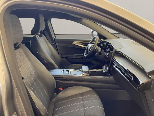 Renault Austral 1.2 E-Tech techno Voll-Hybrid 200PS