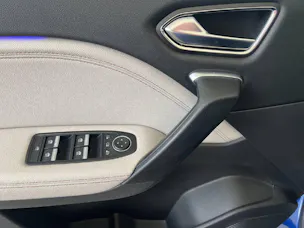 RENAULT Captur 1.6 E-Tech Plug-in Initiale