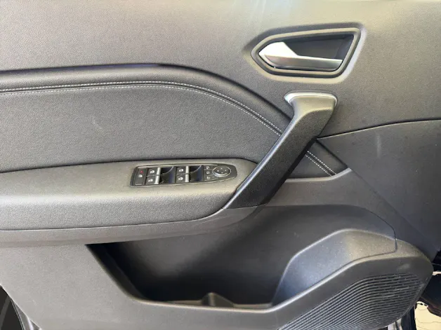 Renault Captur 1.3 TCe 140 techno EDC-Automat