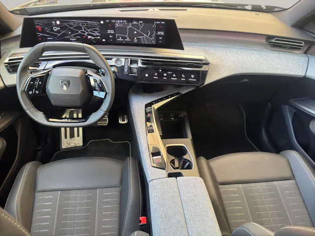 Peugeot 5008 1.2 Hybrid GT 145PS 7-Plätzer