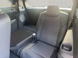 PEUGEOT 5008 1.2 Hybrid GT 145PS 7-Plätzer