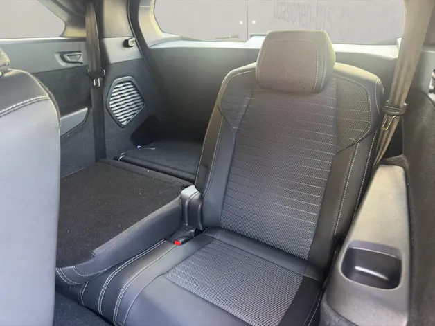 Peugeot 5008 1.2 Hybrid GT 145PS 7-Plätzer