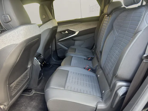 Peugeot 5008 1.2 Hybrid GT 145PS 7-Plätzer