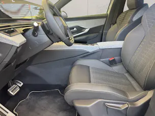 PEUGEOT 5008 1.2 Hybrid GT 145PS 7-Plätzer
