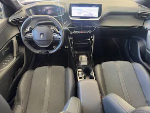 PEUGEOT 2008 1.2 Hybrid 145PS GT *Automat*