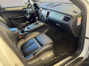 PORSCHE Macan 3.6 V6 Turbo