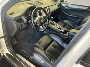 PORSCHE Macan 3.6 V6 Turbo