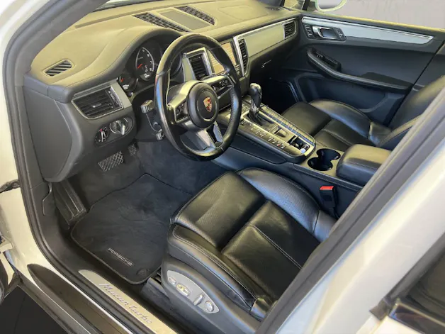 Porsche Macan 3.6 V6 Turbo