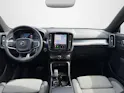 VOLVO XC40 2.0 B3 MH Plus Dark