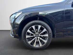 VOLVO XC60 2.0 B5 MH Plus Dark AWD