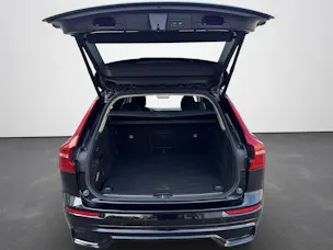 VOLVO XC60 2.0 B5 MH Plus Dark AWD
