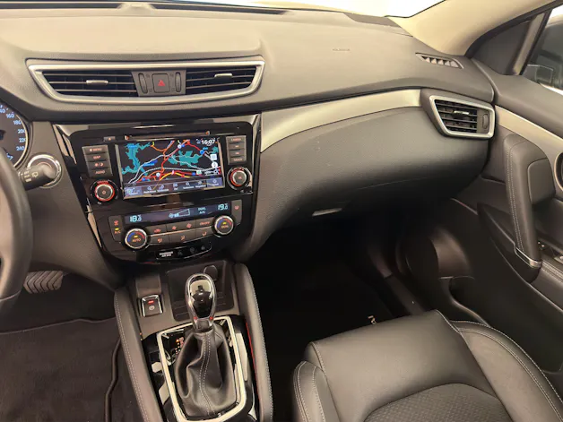 Nissan Qashqai 1.3 DIG-T 160 Tekna