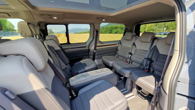 VW Multivan 2.0 TDI Style Liberty DSG Lang