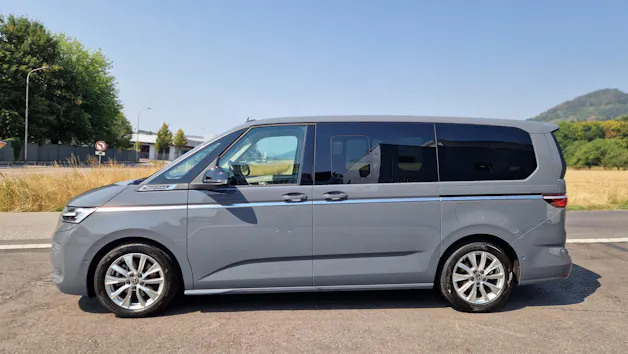 VW Multivan 2.0 TDI Style Liberty DSG Lang