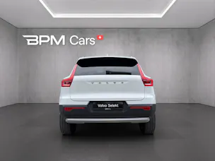 VOLVO XC40 1.5 T2 Momentum