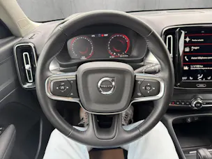 VOLVO XC40 1.5 T2 Momentum