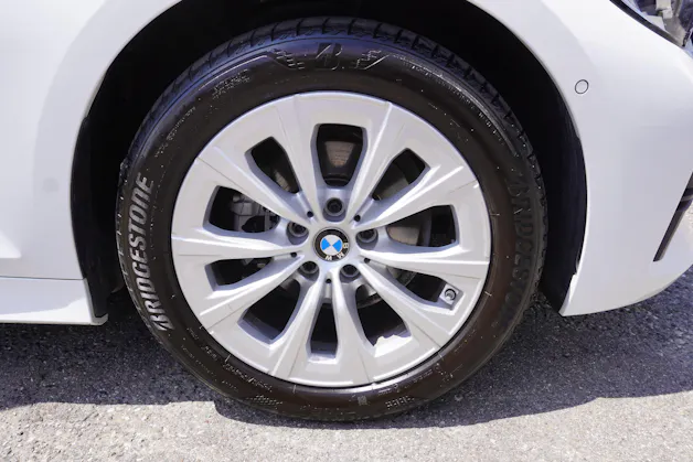BMW 318d 48V Touring Steptronic
