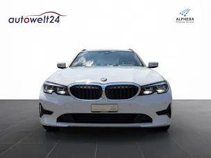 BMW 318d 48V Touring Steptronic