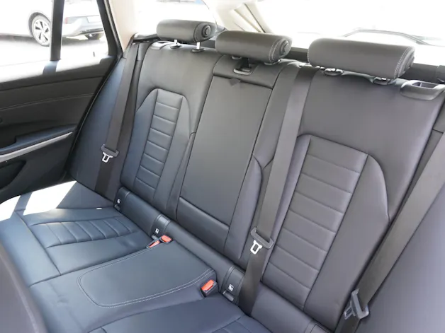 BMW 318d 48V Touring Steptronic