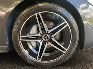 Mercedes-Benz C 300 e T AMG Line