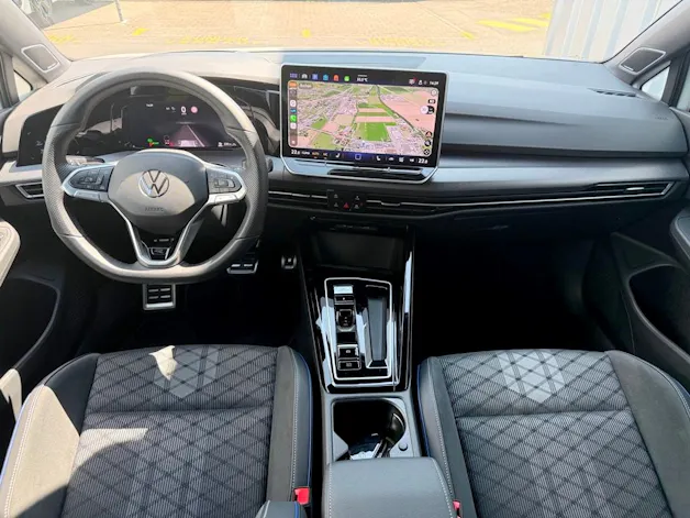 VW Golf 1.5 e TSI mHEV R-Line DSG
