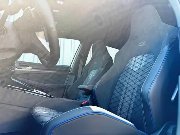 VW Golf 1.5 e TSI mHEV R-Line DSG