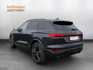 AUDI Q6 e-tron quattro