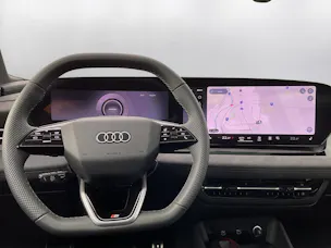 AUDI Q6 e-tron quattro