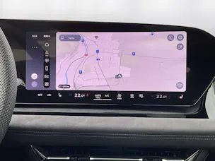 AUDI Q6 e-tron quattro